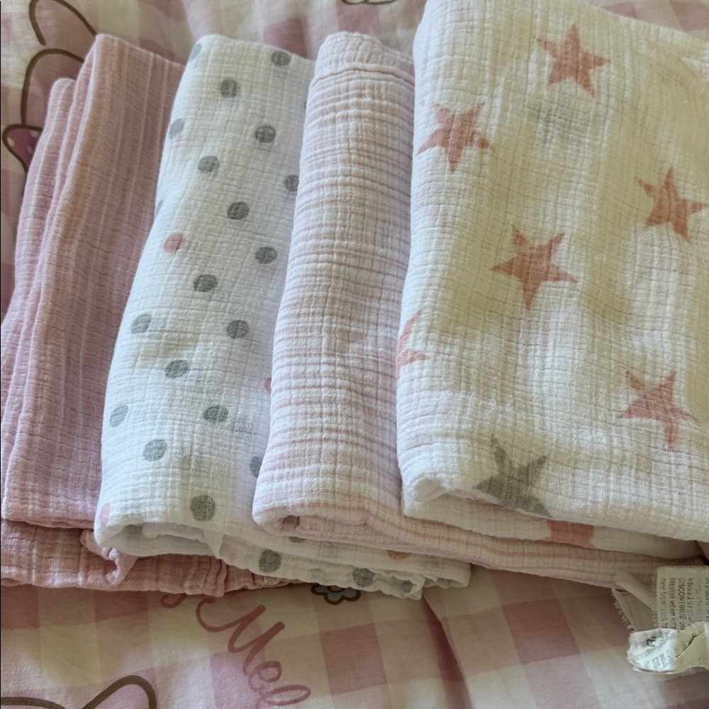 Baby swaddle - Picture 3 of 6